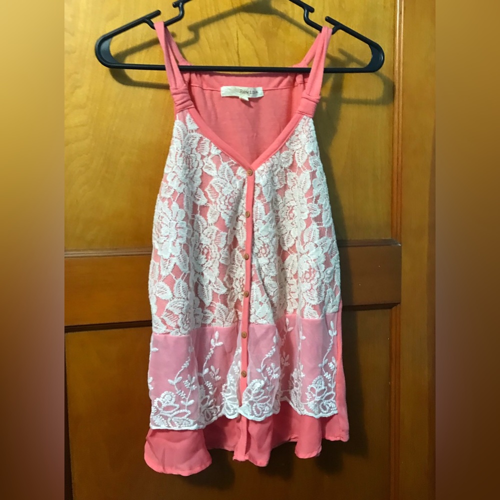 Flowy Rewind Tank Top. Small
